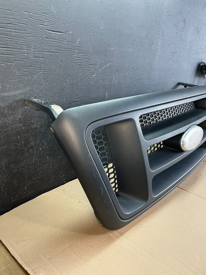 2004 to 2008 Ford F150 F-150 Front Upper Grill Grille AD8310 DG2