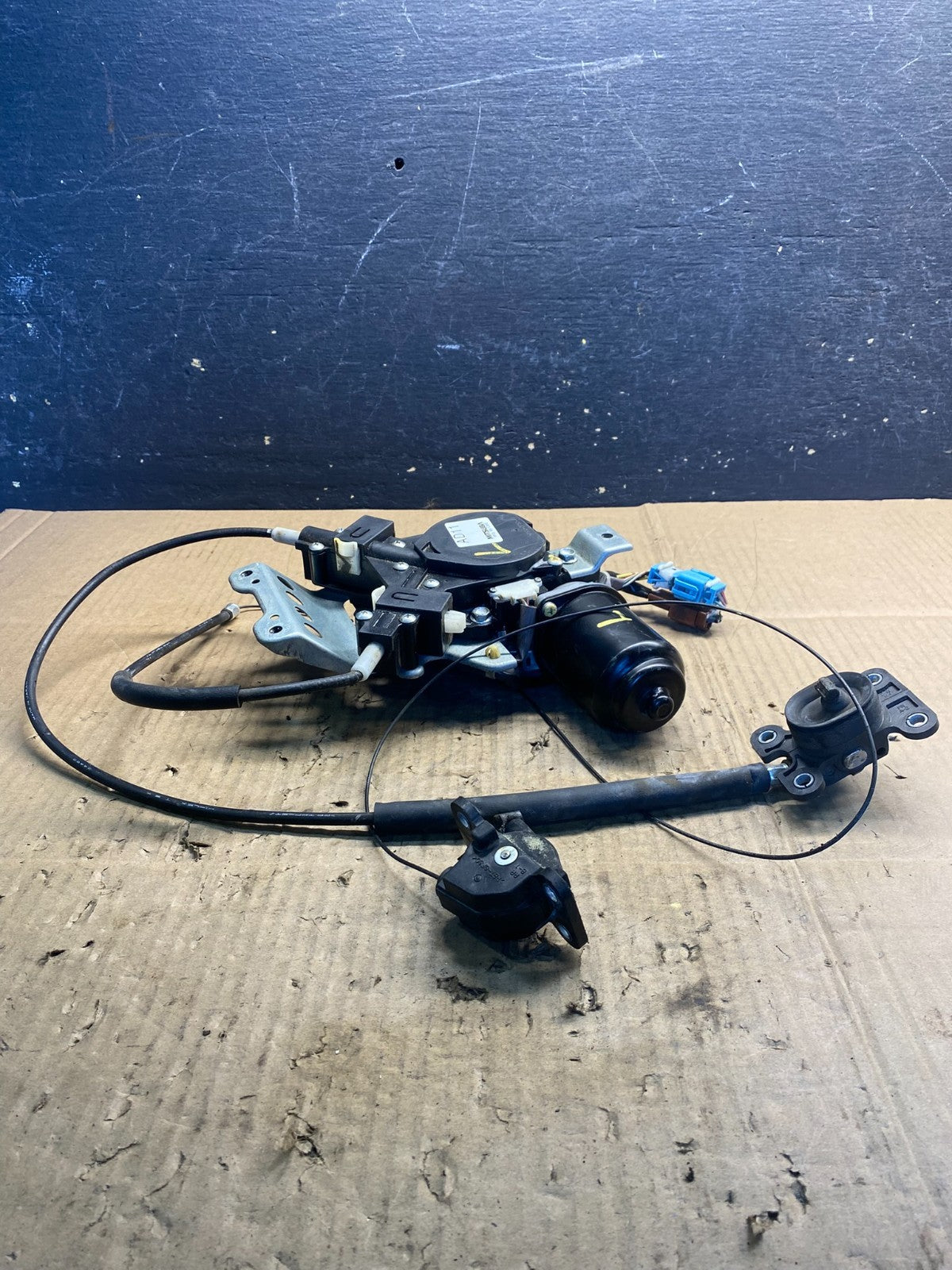 2005 - 2010 Honda Odyssey Rear Left Sliding Door Lock Actuator Motor AA7492 DG1