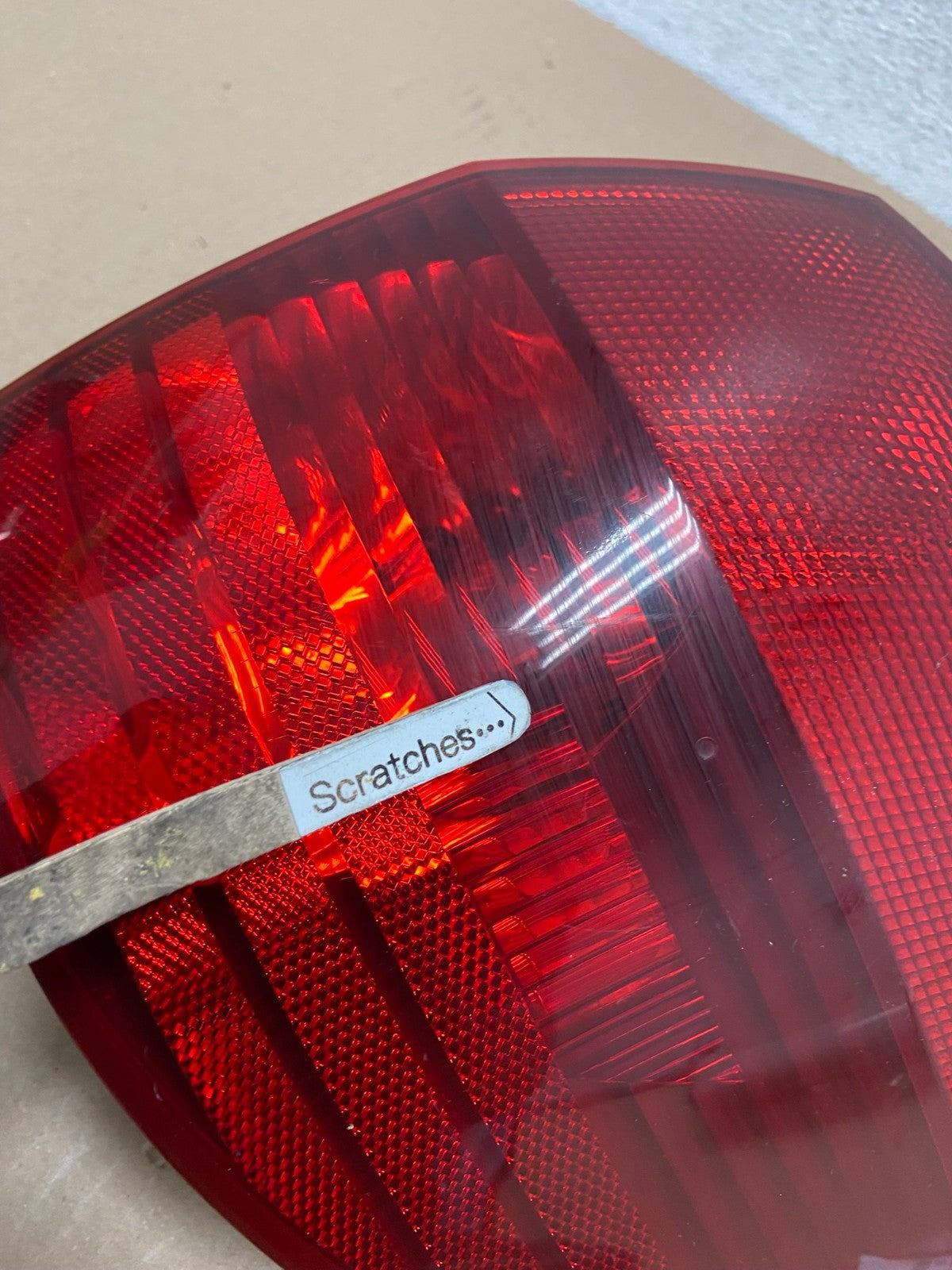 2004-2005 Toyota Sienna Right Passenger Rh Side Tail Light AF3066 LK3