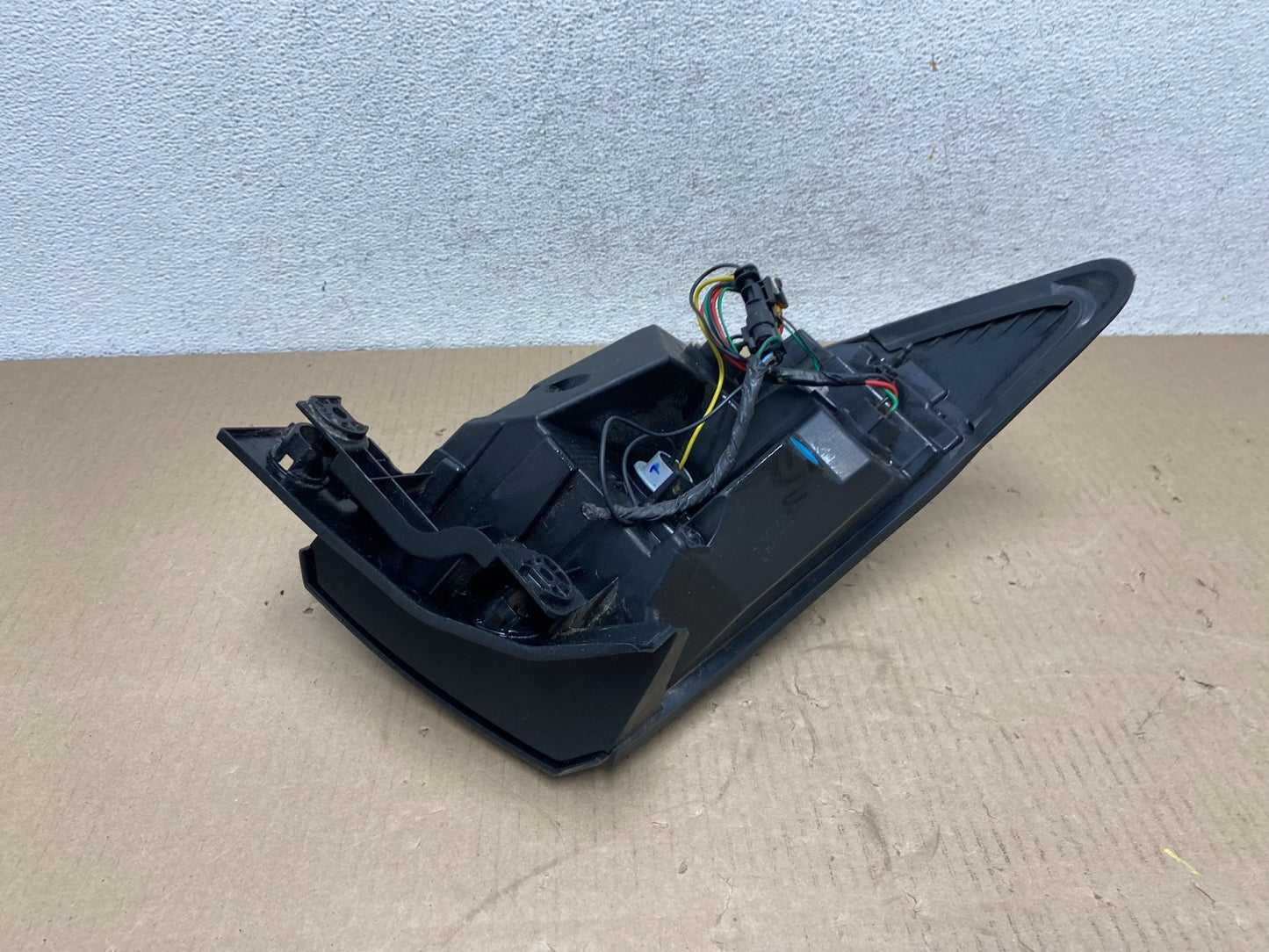 2013 to 2017 Chevrolet Traverse Right Passenger RH Side Tail Light AG5907 DW4