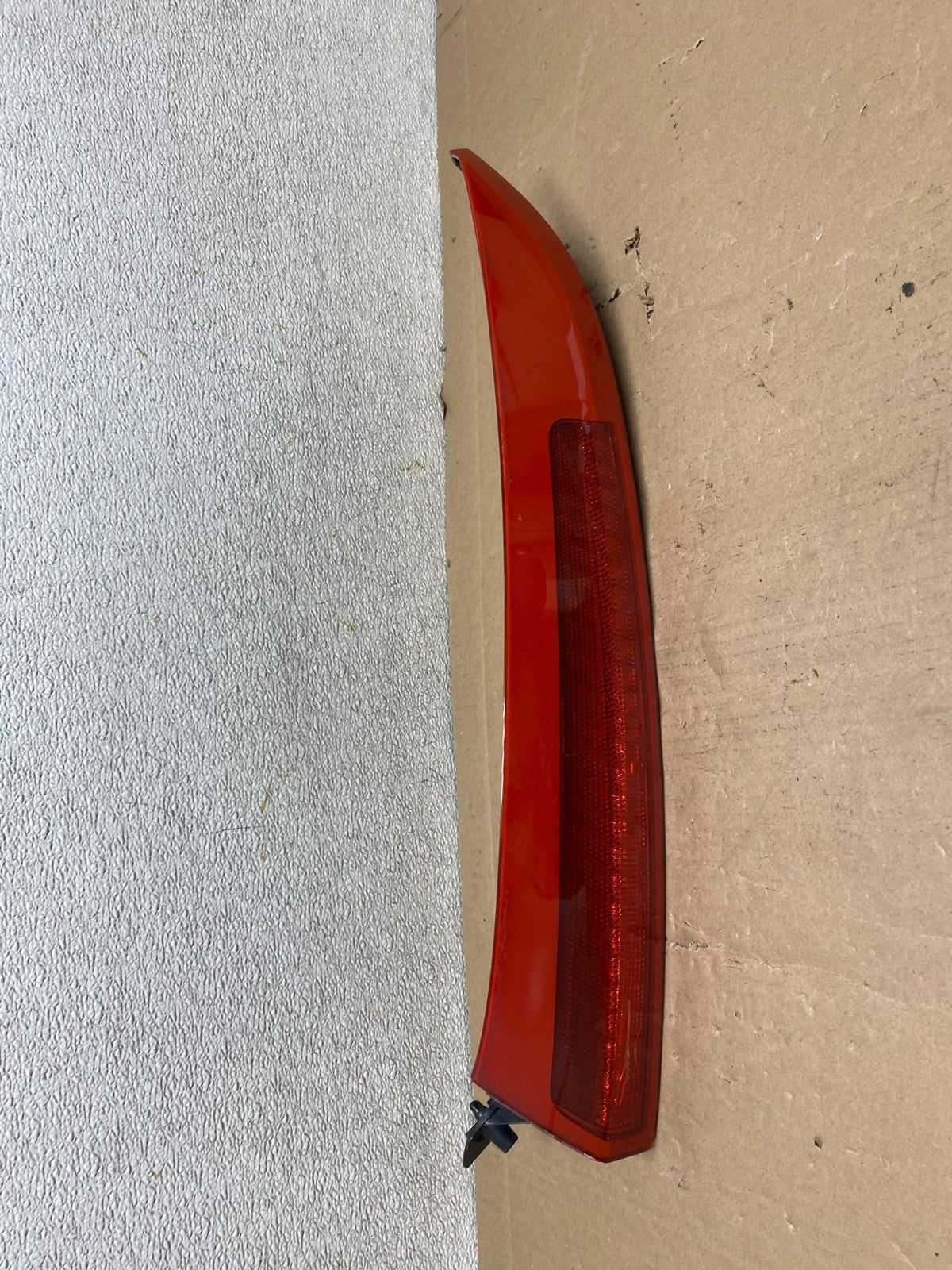 2003 to 2006 Volvo XC90 Left Driver LH Side Upper Tail Light OEM S0594 DW0