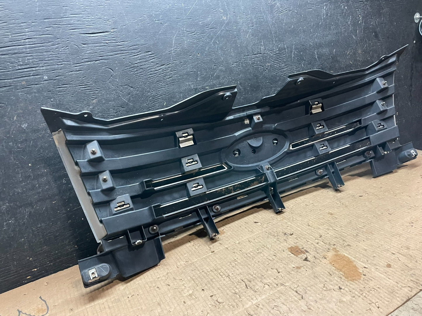 2007 2008 2009 2010 Ford Edge Front Upper Chrome Grill Grille Oem Y6390  DG6