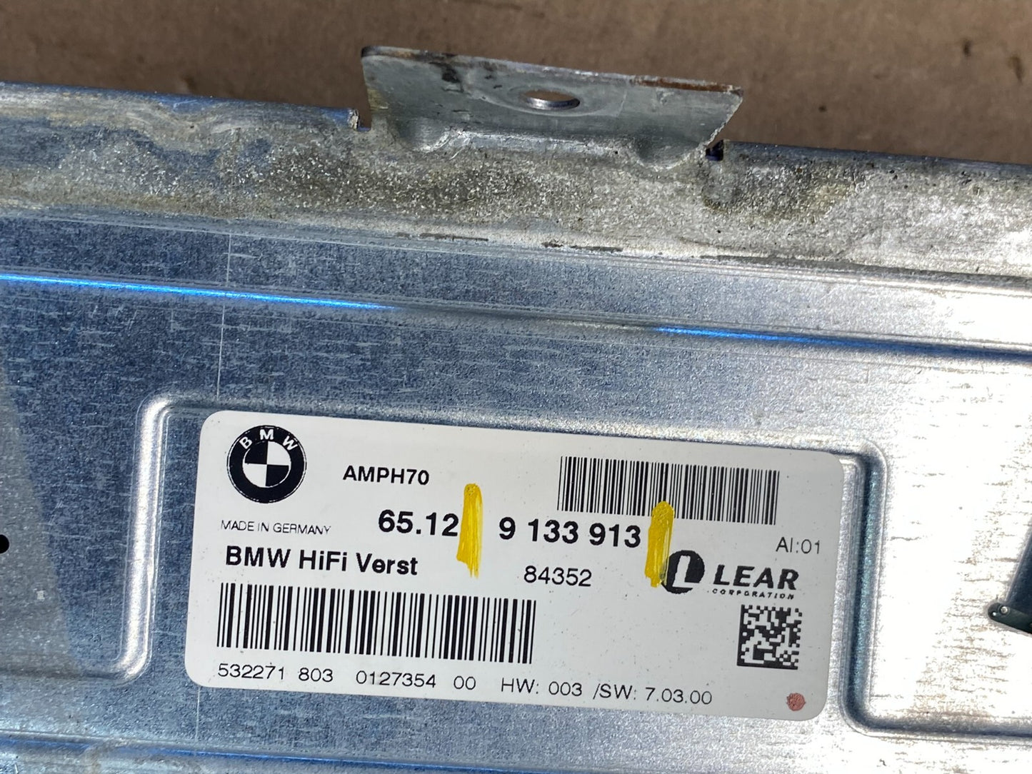 2007-2010 BMW X5 Top HiFi Lear Radio Audio Amplifier Amp OEM O3621 DG6