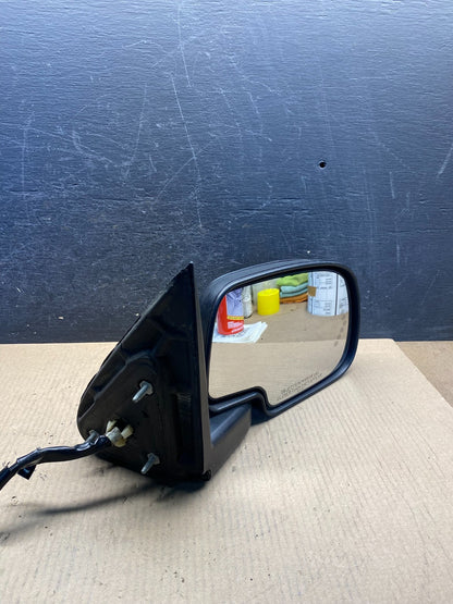 2003-2006 Chevrolet Tahoe Suburban Right Passenger Turn Door Mirror AH4535 DW10