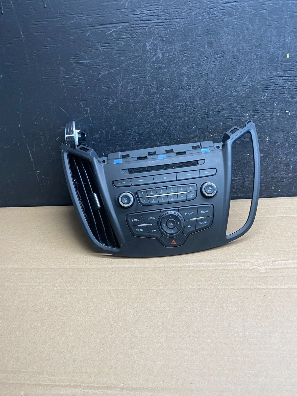 2013 2014 2015 2016 Ford Escape Dash Radio Control Panel Bezel AF6529 DG0
