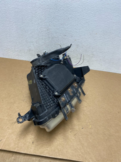 2004 - 2005 Toyota Prius Right Passenger RH Side Headlight Xenon Hid AD6128 DW10