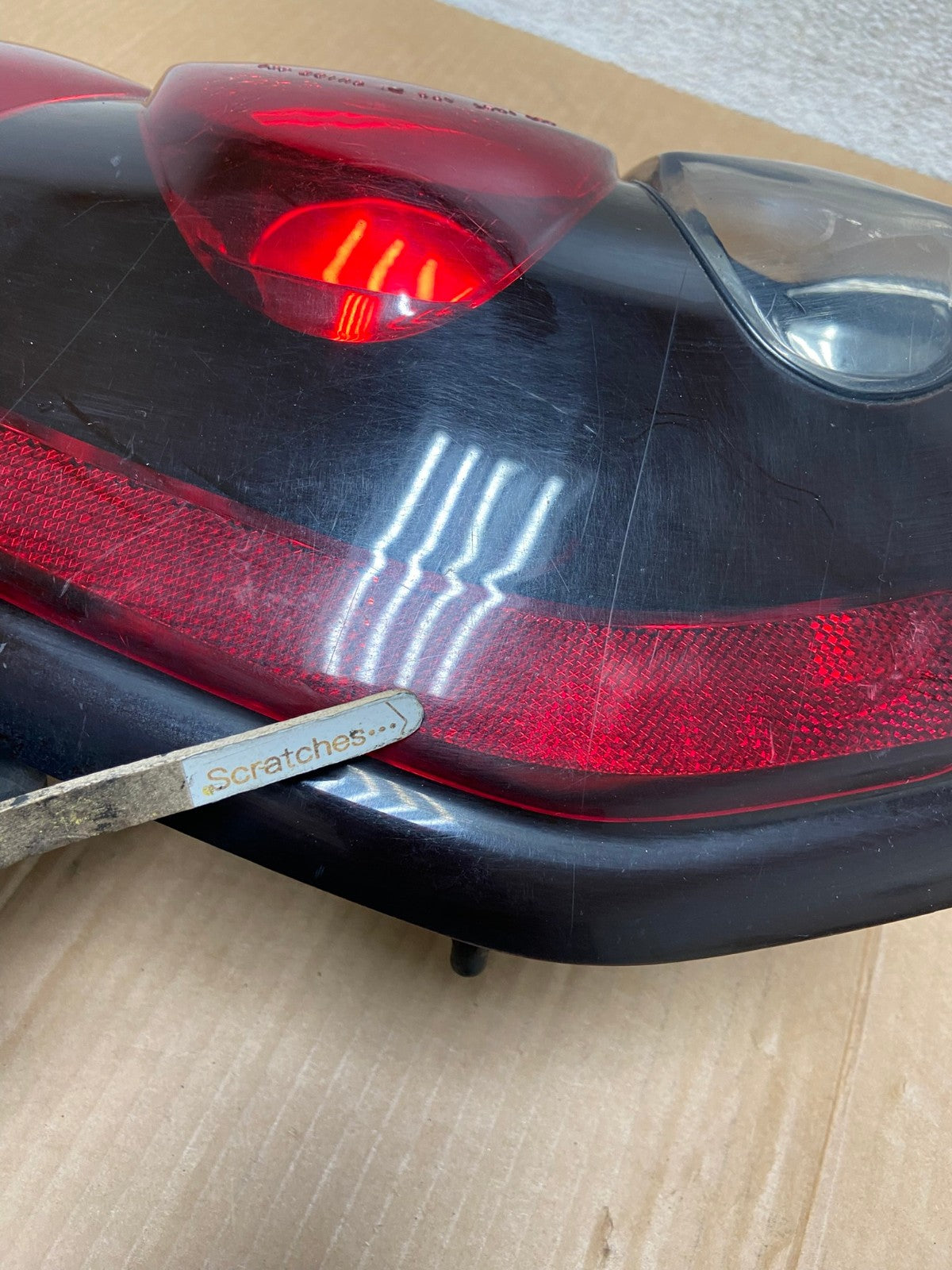 2002 to 2009 Chevrolet Trailblazer Left Driver LH Side Tail Light AI5682 LK3