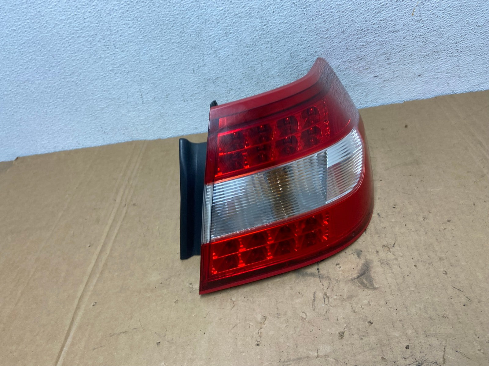 2007 to 2009 Lincoln MKZ Zephyr Right Passenger RH Side Tail Light AD2820 LK2