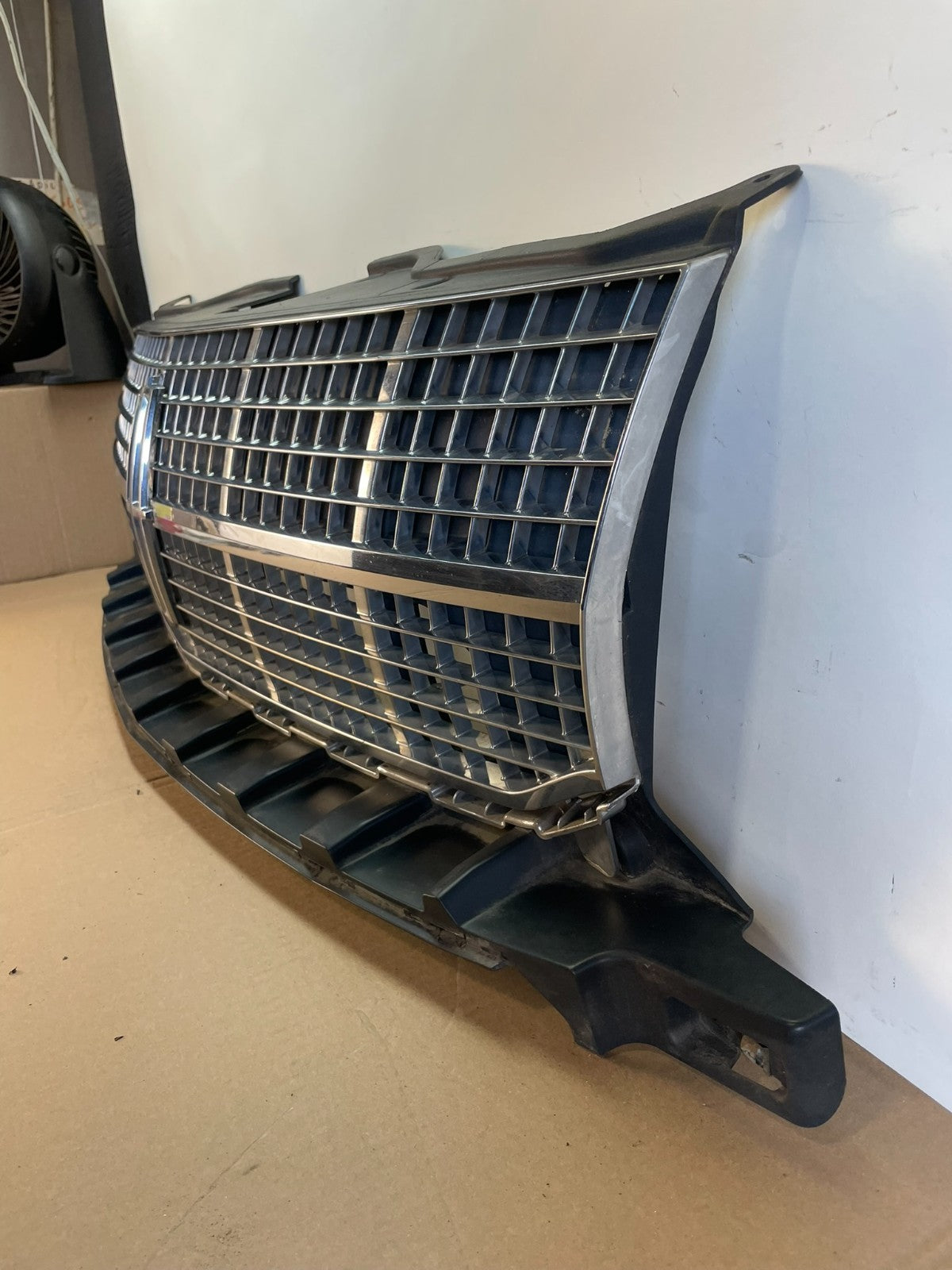 2007 to 2010 Lincoln Mkx Front Upper Grill Grille AG2574 MS1