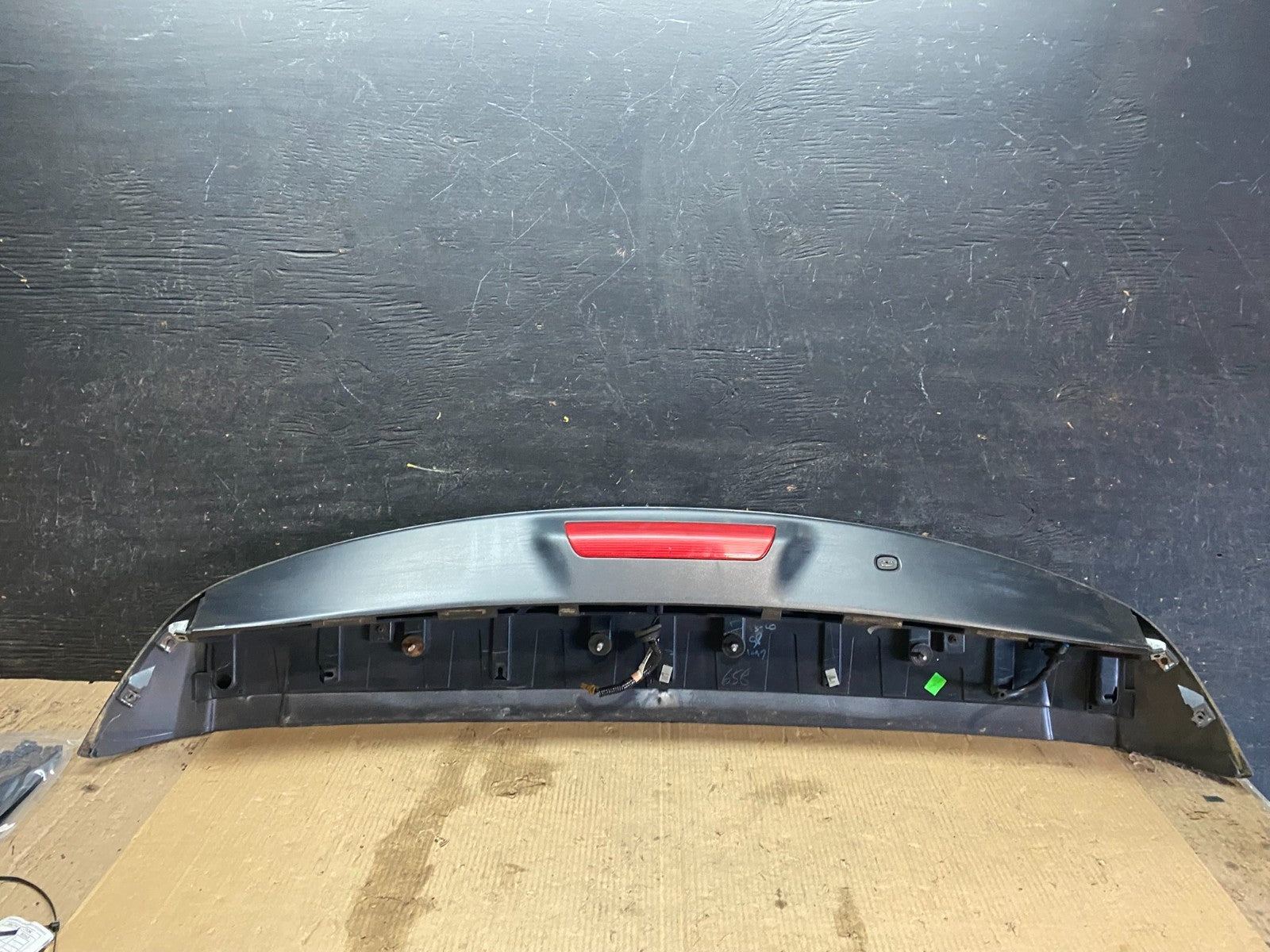 2013 to 2020 Nissan Pathfinder Rear Spoiler Wing Oem  x3392 DG9