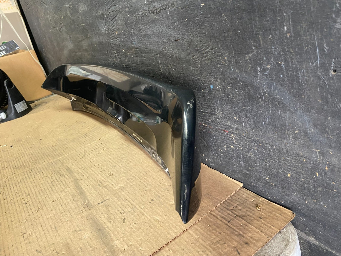 2009 to 2011 Honda Fit Rear Trunk Spoiler Gate Oem R2207 DG10