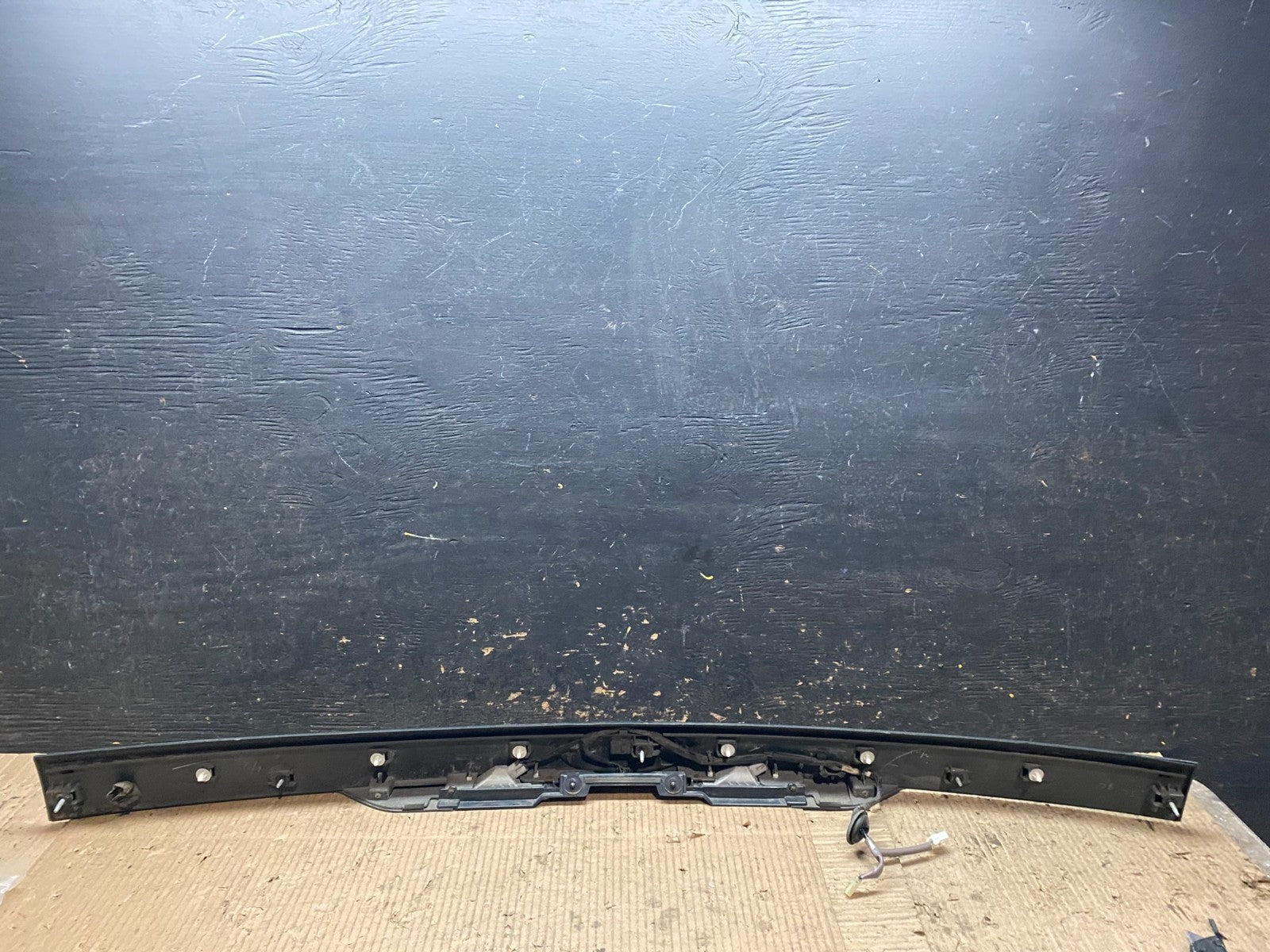 2009 - 2013 Subaru Forester  Liftgate Tailgate Trunk Trim Molding W6101 DG6