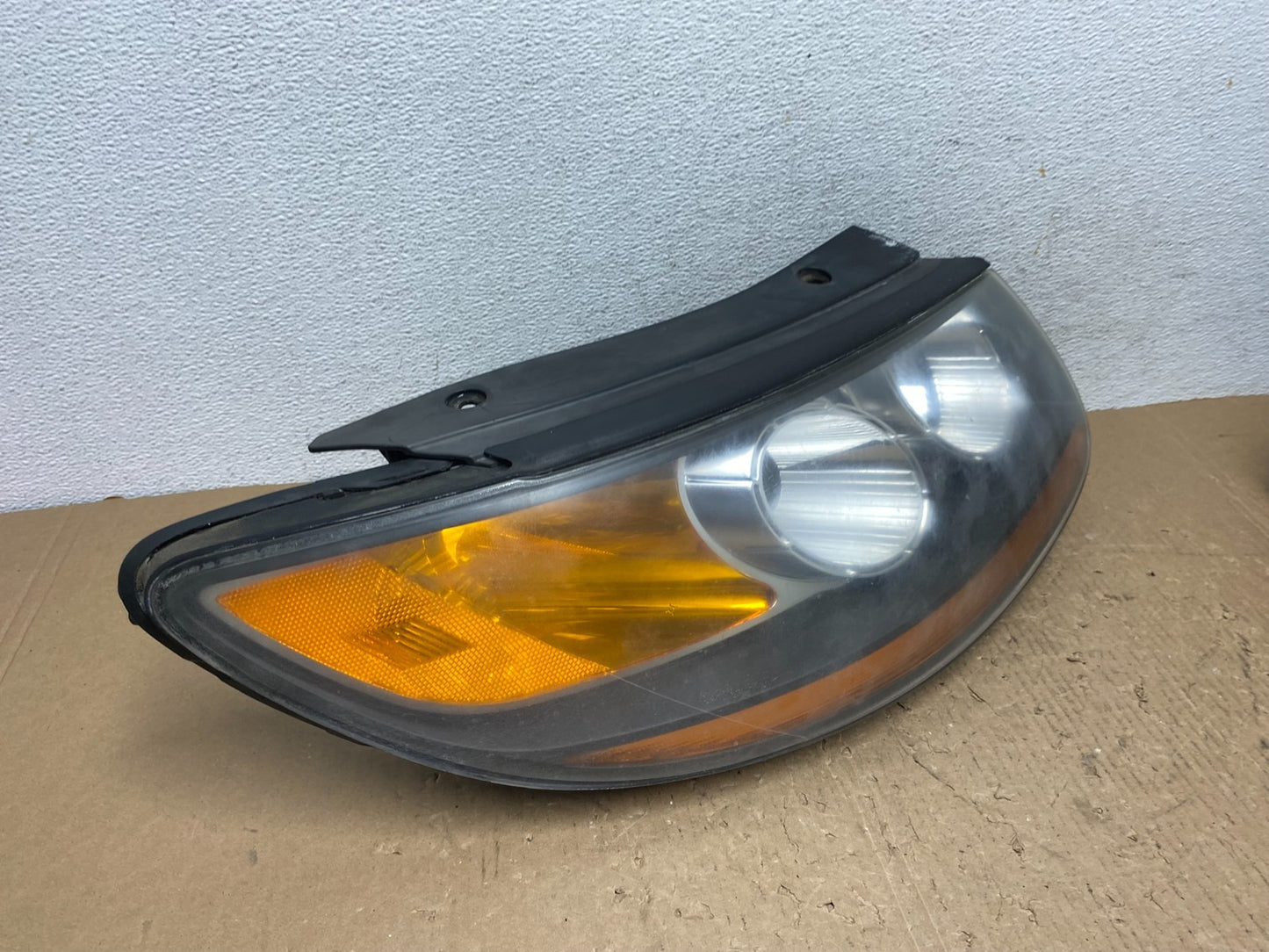 2007 2008 2009 Hyundai Santa Fe Right Passenger Halogen Headlight AD8763 DW2
