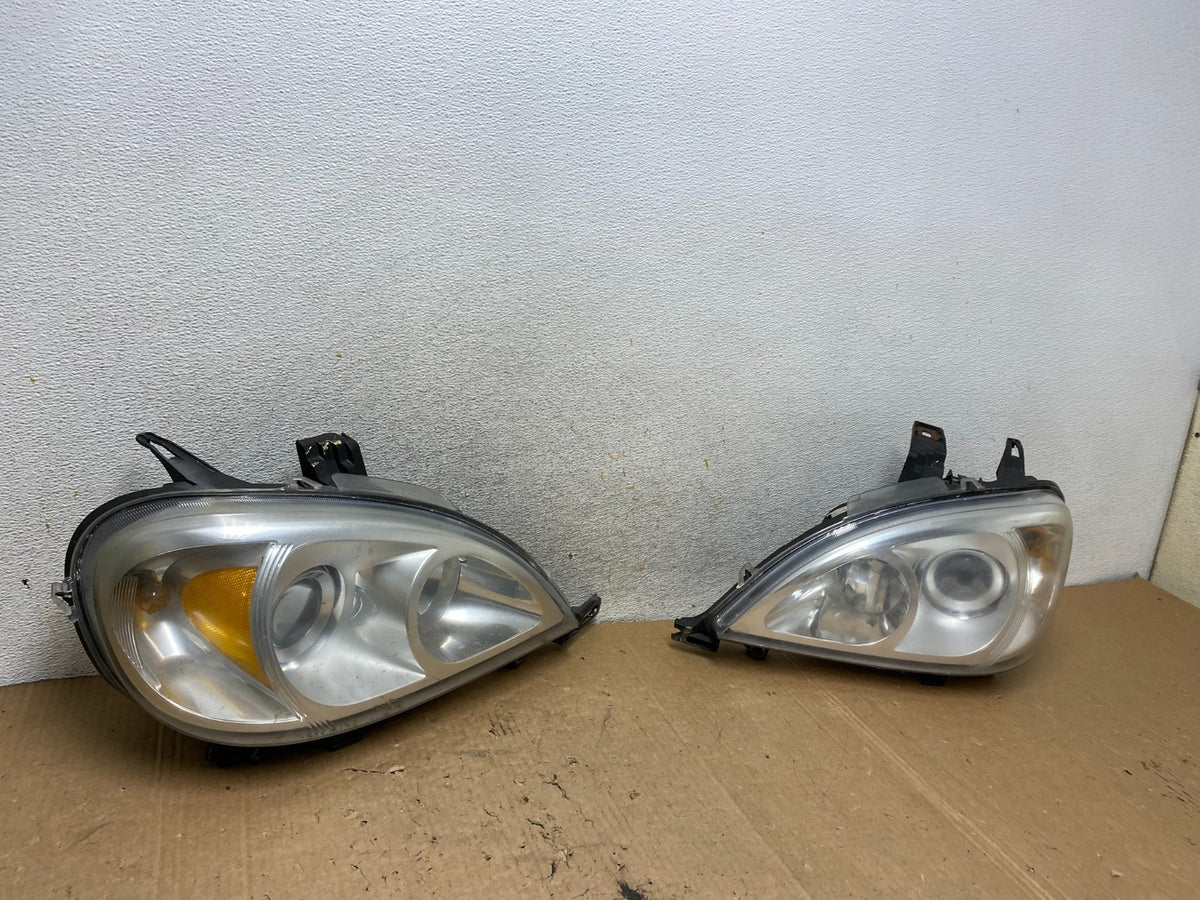 2002 - 2005 Mercedes ML ML350 ML500 Left+Right Side Halogen Headlights AI9115 DW2