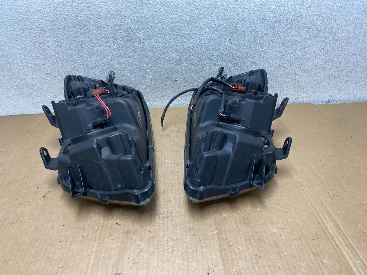 2004 2005 2006 Toyota Highlander Headlights Left+Right Side AI8982 DW11