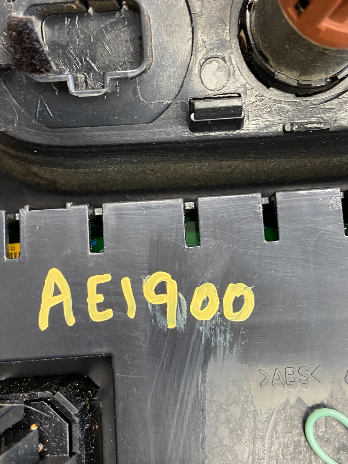 2004 to 2008 Ford F150 Radio Climate Dash Bezel Surround Black AE1900 DG6