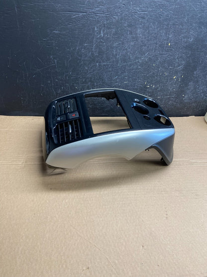 2015-2019 Nissan Versa Center Dash Radio Climate Bezel Air Vent af2404 DG1