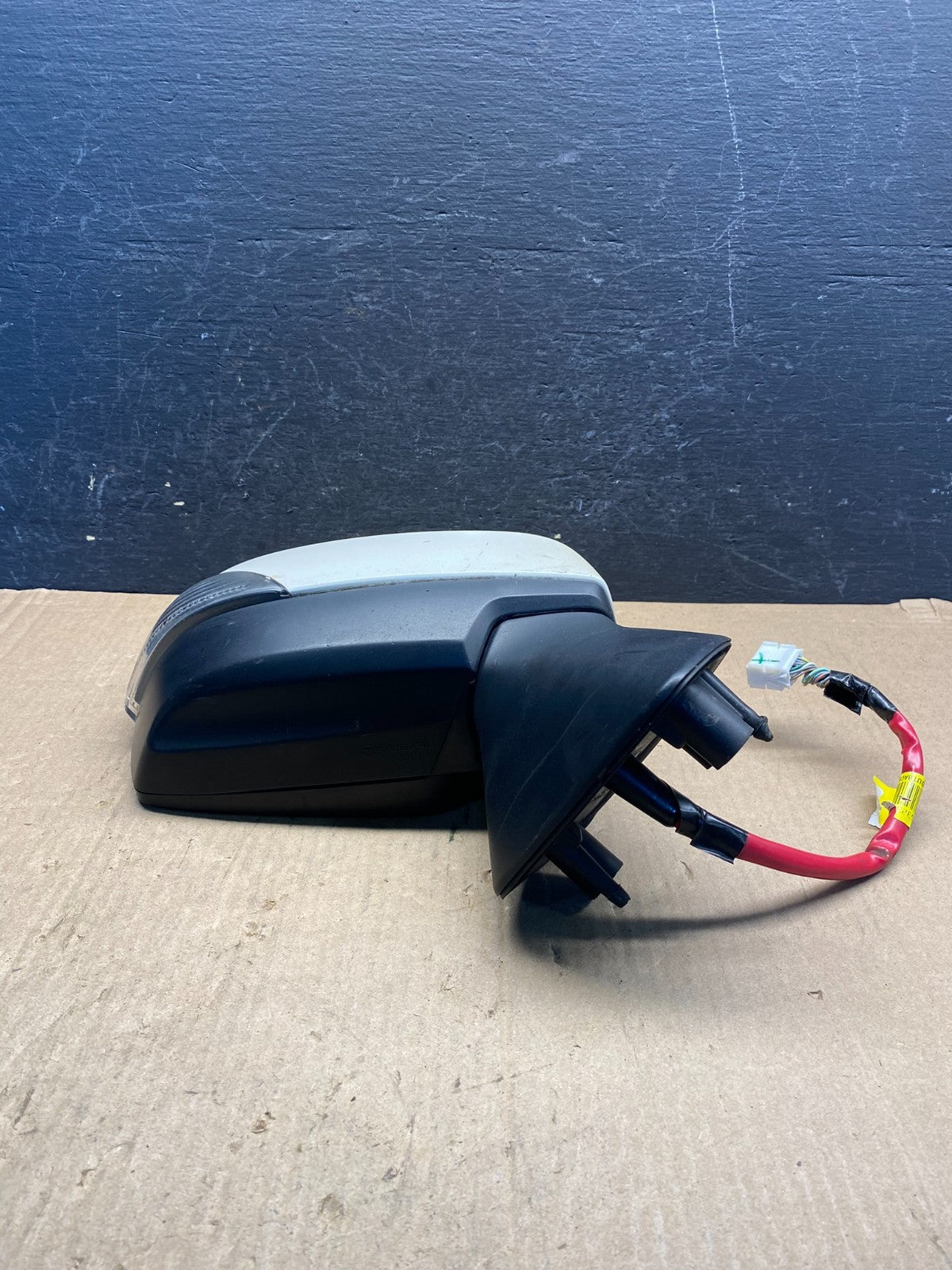 2015-2017 Subaru Legacy Outback Right Passenger Side Door Mirror AE7649 DW2