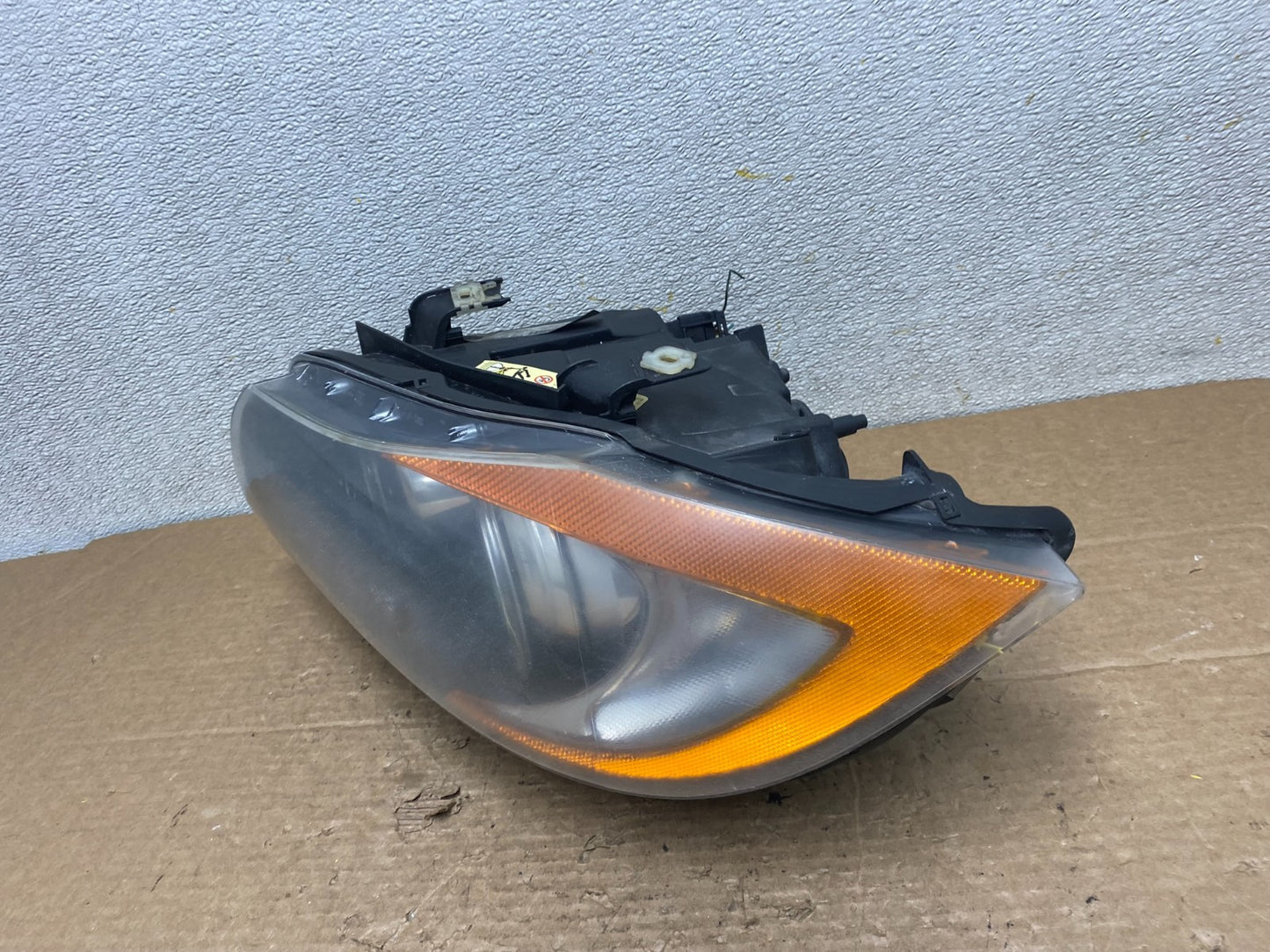 2006 to 2008 BMW 3 Series Left Driver LH AFS Xenon HID Headlight Z3048 DW1