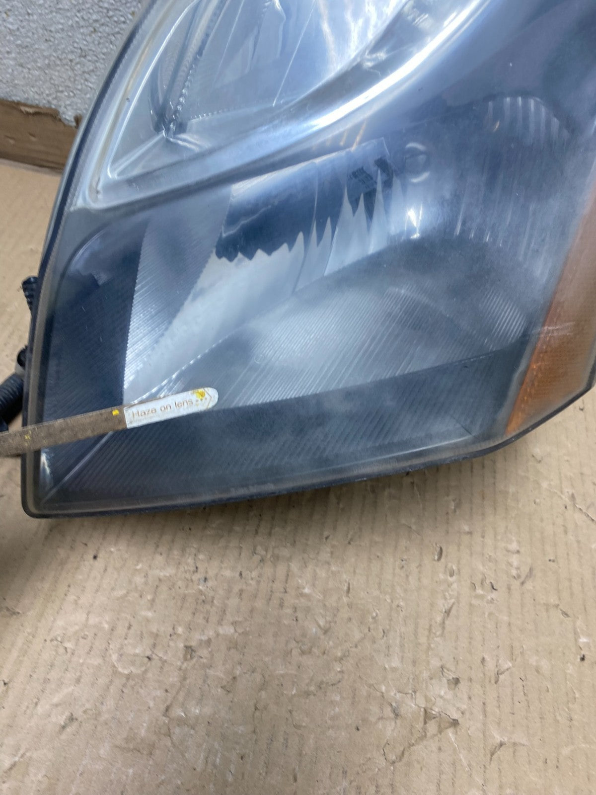 2010-2012 Nissan Sentra Halogen Left Driver LH Black Headlight U2649 DW5