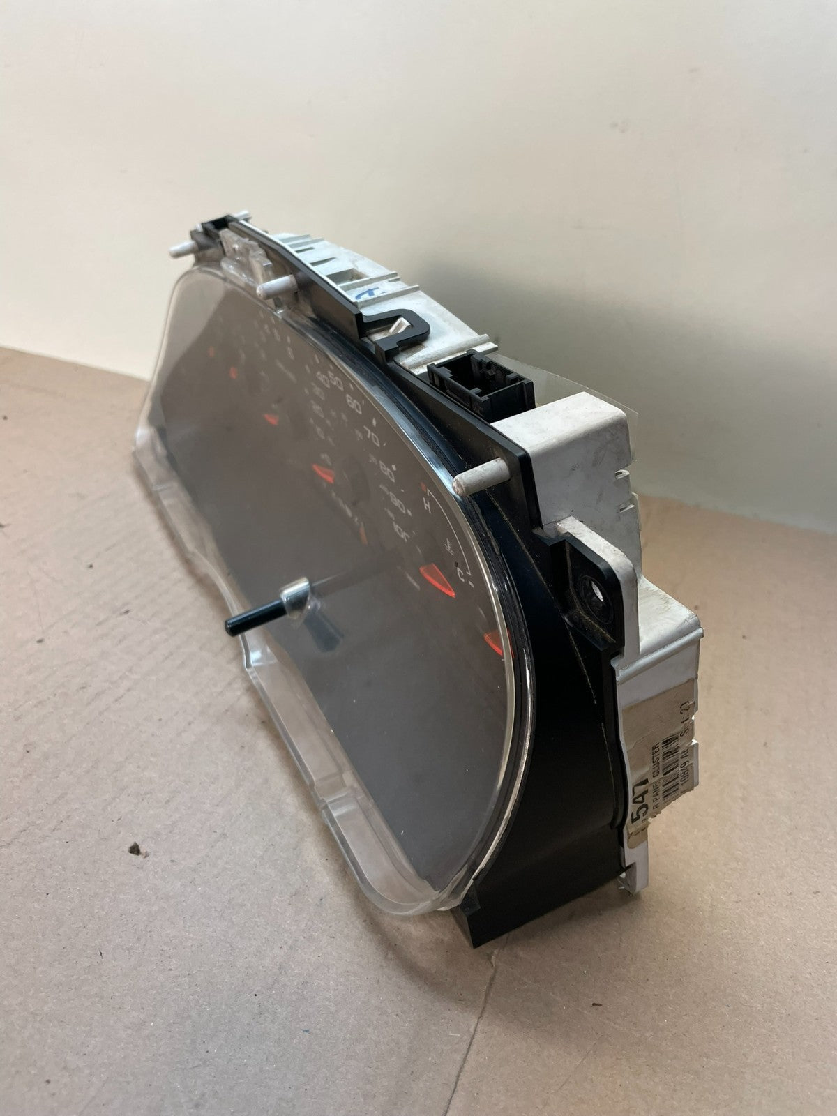 2004 to 2008 Ford E150 E250 Speedometer Cluster Gauge aj0723 DG2