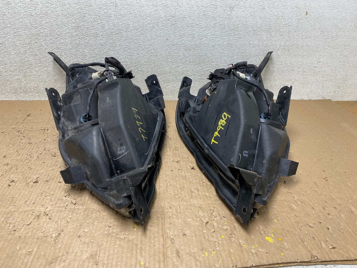 2005 2006 2007 Honda Odyssey Left+Right Set Halogen Headlights T7989 DW13