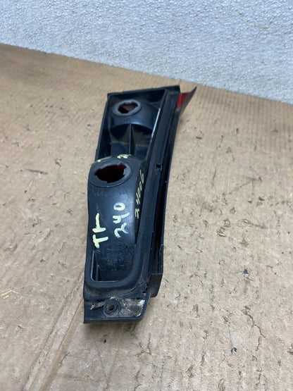 1986 - 1991 Ford Taurus Wagon Left Driver LH Side Tail Light AA7202 DW4