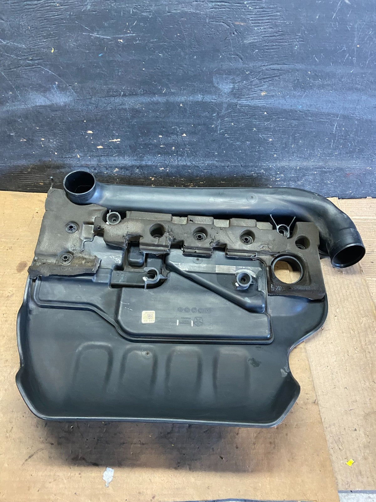 2013 to 2016 Dodge Dart 2.0L Engine Motor Cover Shield R0358 DG4
