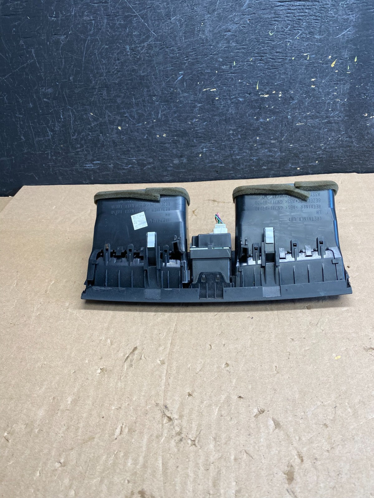 2007-2011 Toyota Camry Center Dashboard A/C HVAC Heater Air Vent Trim ai3074 DG3