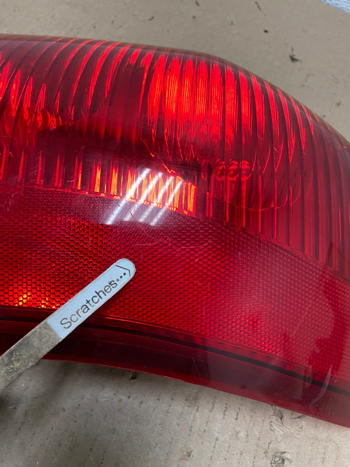 2004 to 2007 Saturn Vue Right Passenger Rh Side Tail Light AF3182 LK3
