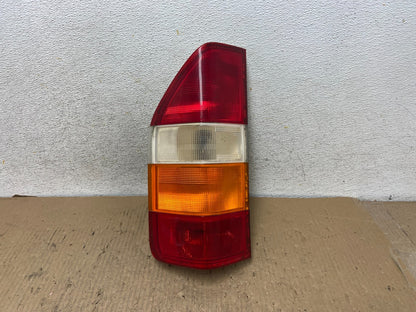 2002-2006 Mercedes Dodge Sprinter Left Driver Lh Tail Light ah2965 DG0