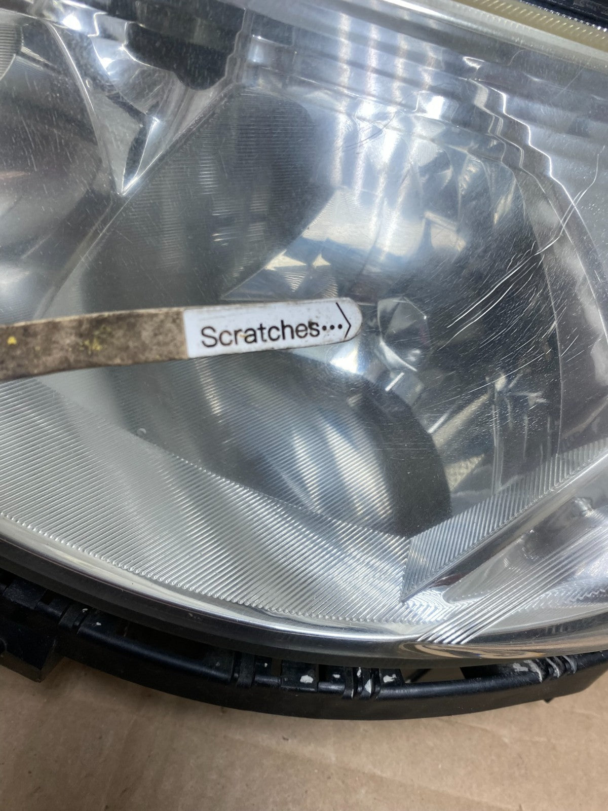 2009-2013 Subaru Forester Left Driver LH Halogen Headlight AE4903 DW3