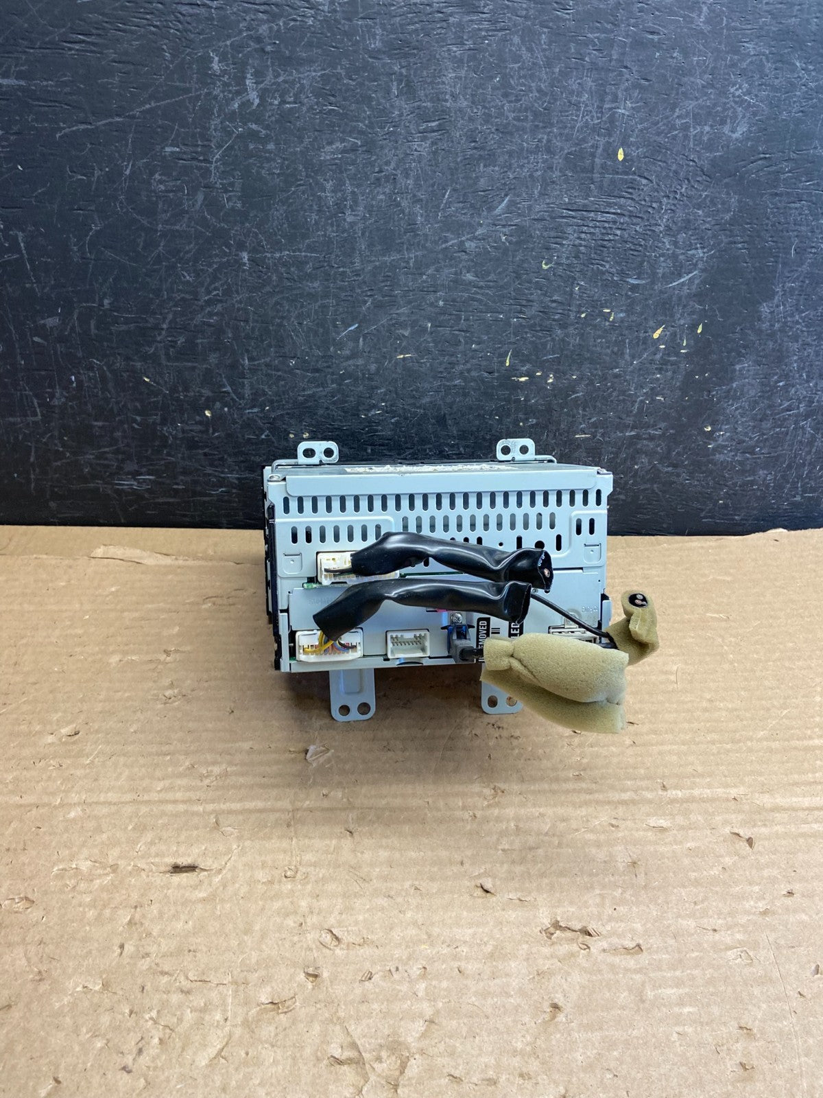 2013 to 2015 Nissan Rogue 28185-1VX0A Radio Receiver AM FM CD AF2682 DG4