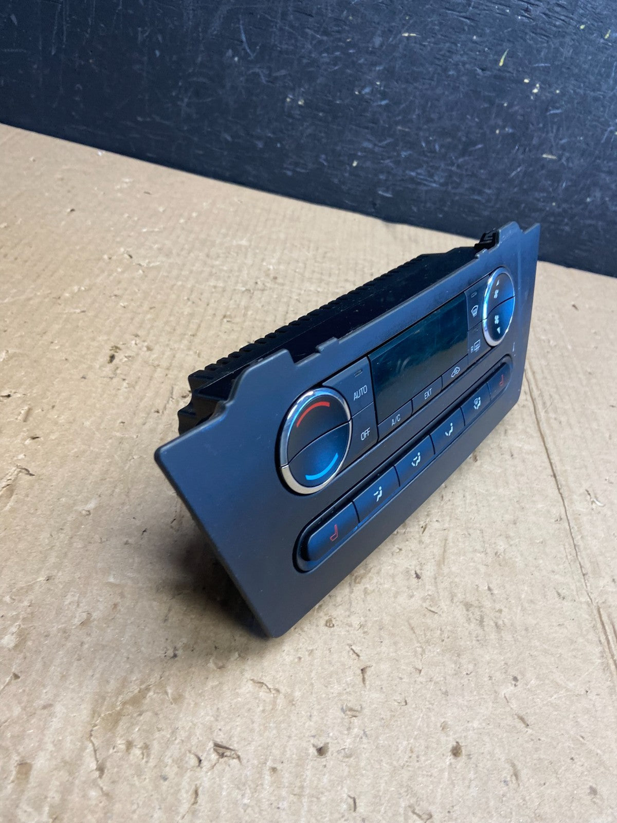 2006 to 2009 Ford Fusion Mercury Milan Climate Control A/C Control ae4031 DG2