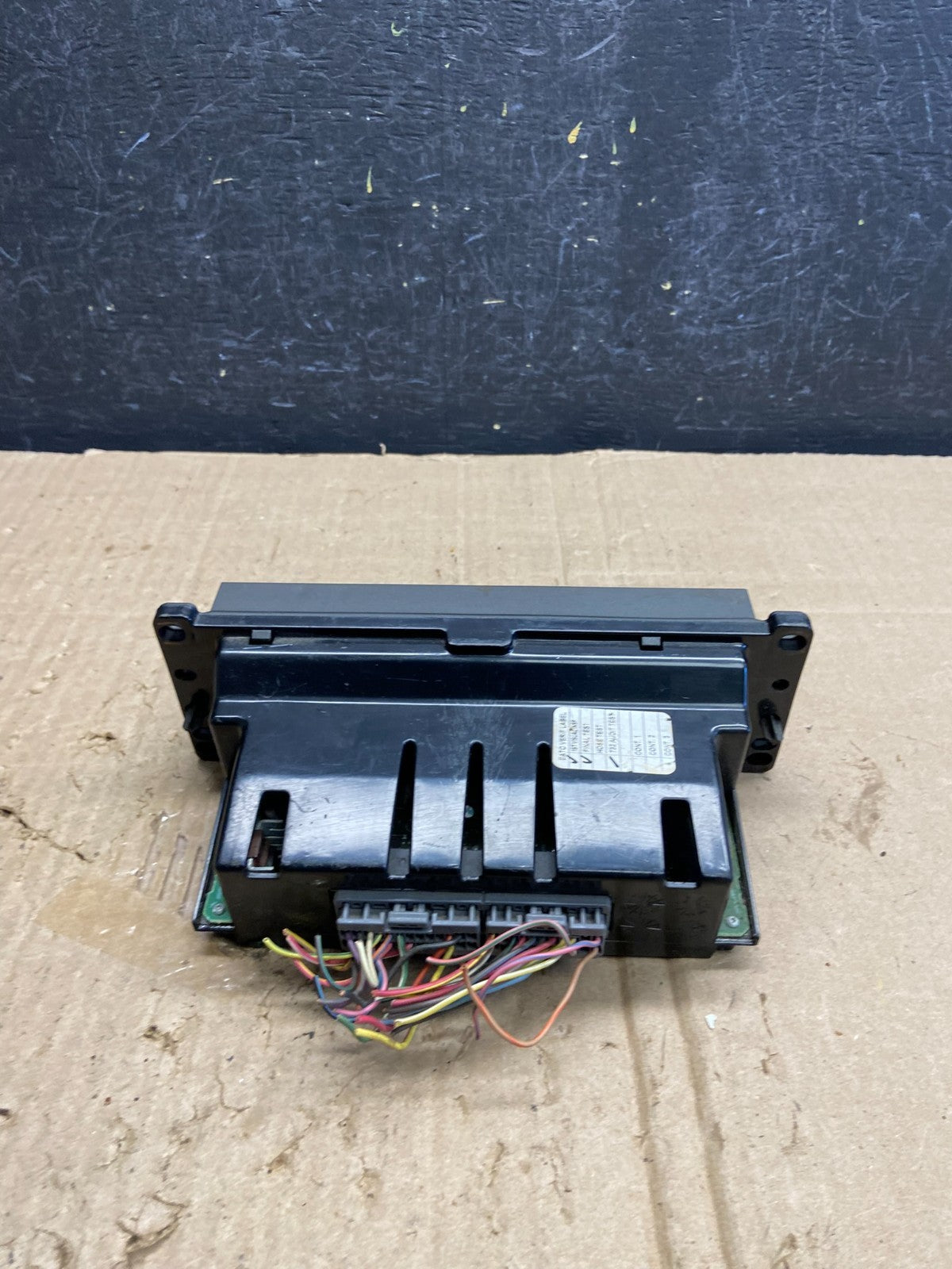 2003 to 2006 Lincoln Town Car Climate Control Panel ae1997 DG3