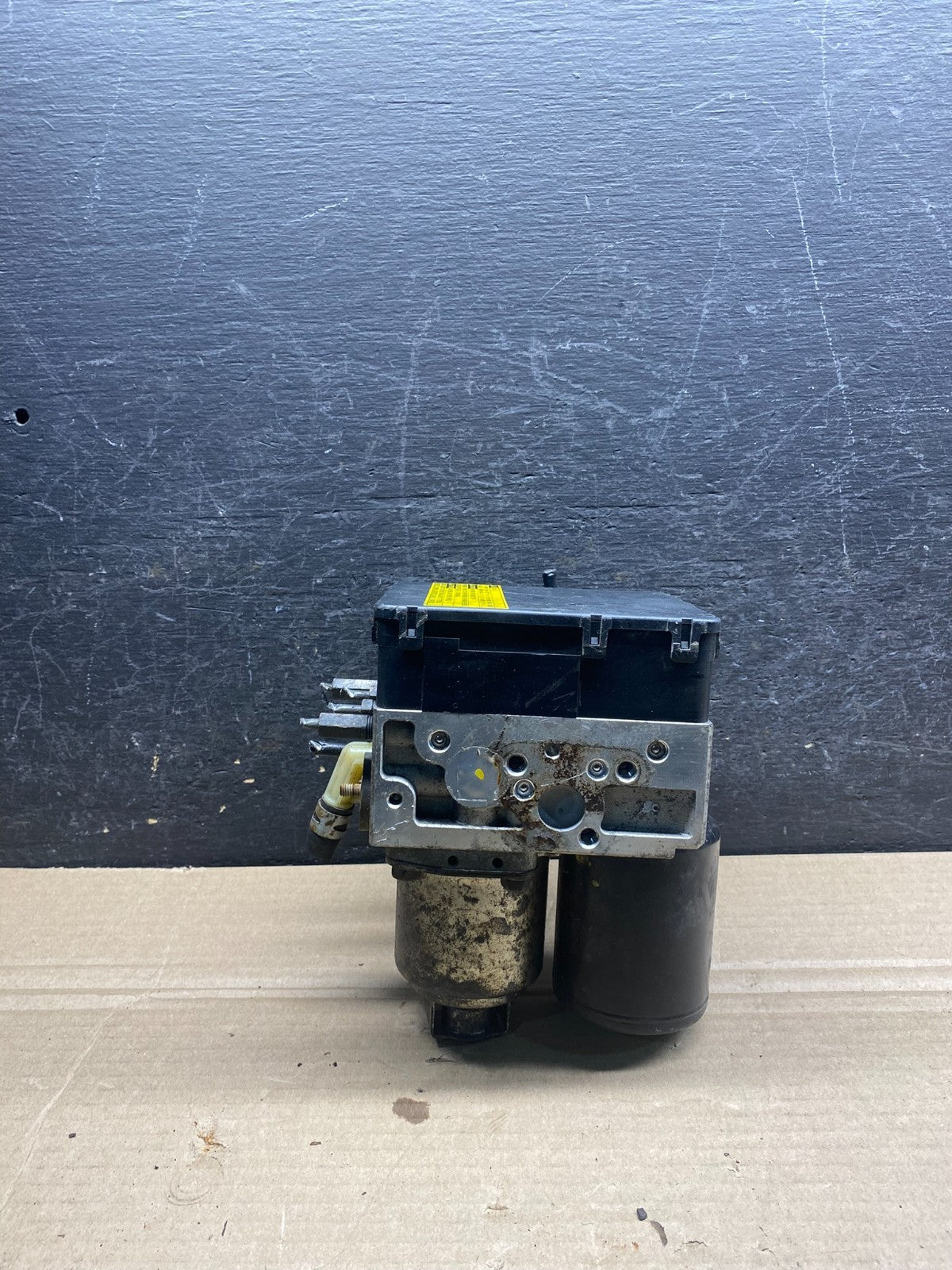 2004 - 2009 Toyota Prius ABS Brake Pump Anti Lock Module AH7597 DG2