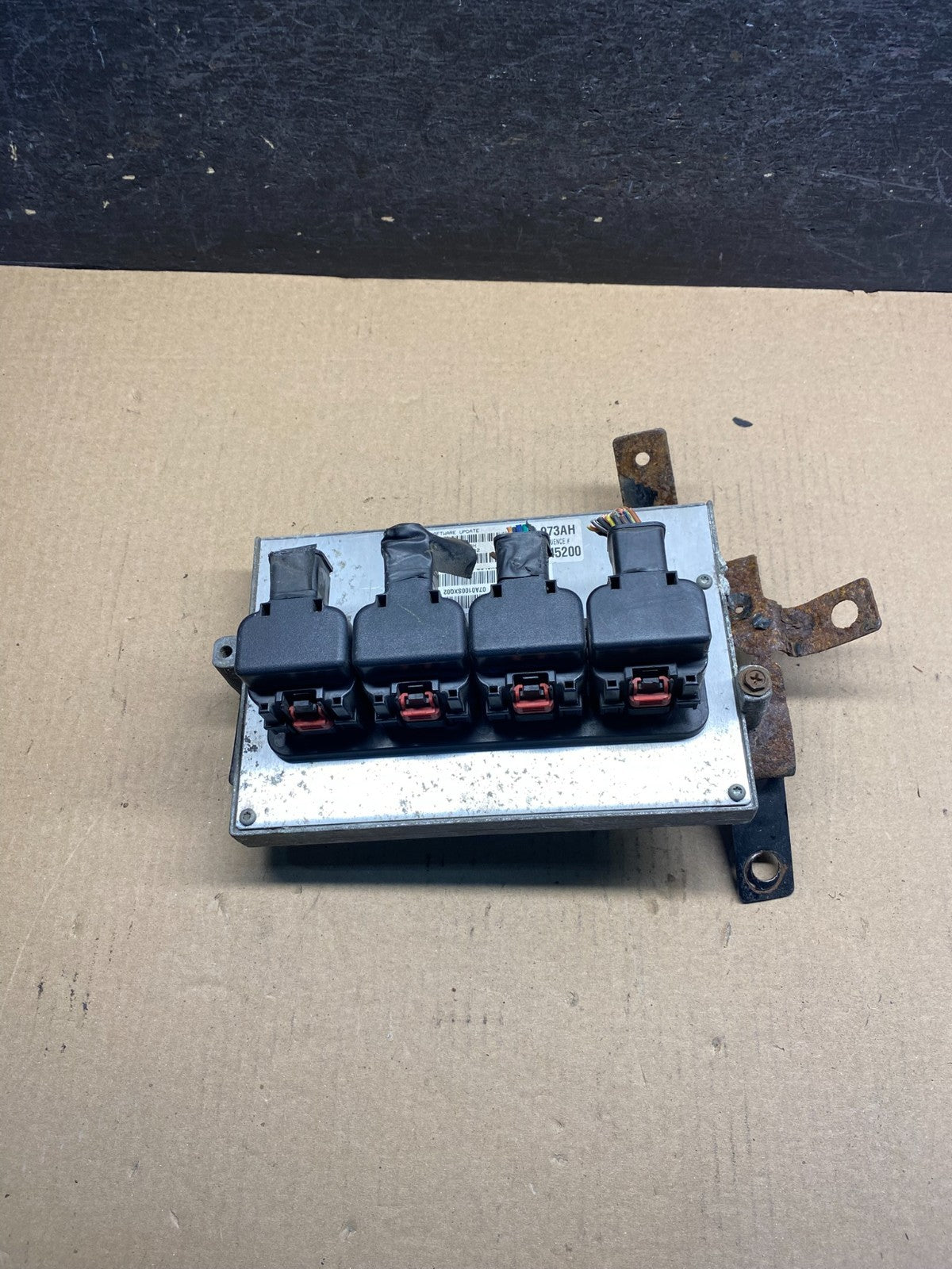 2005 Dodge Durango 5.7L Engine Computer Module ECU PCM ah4595 DG0