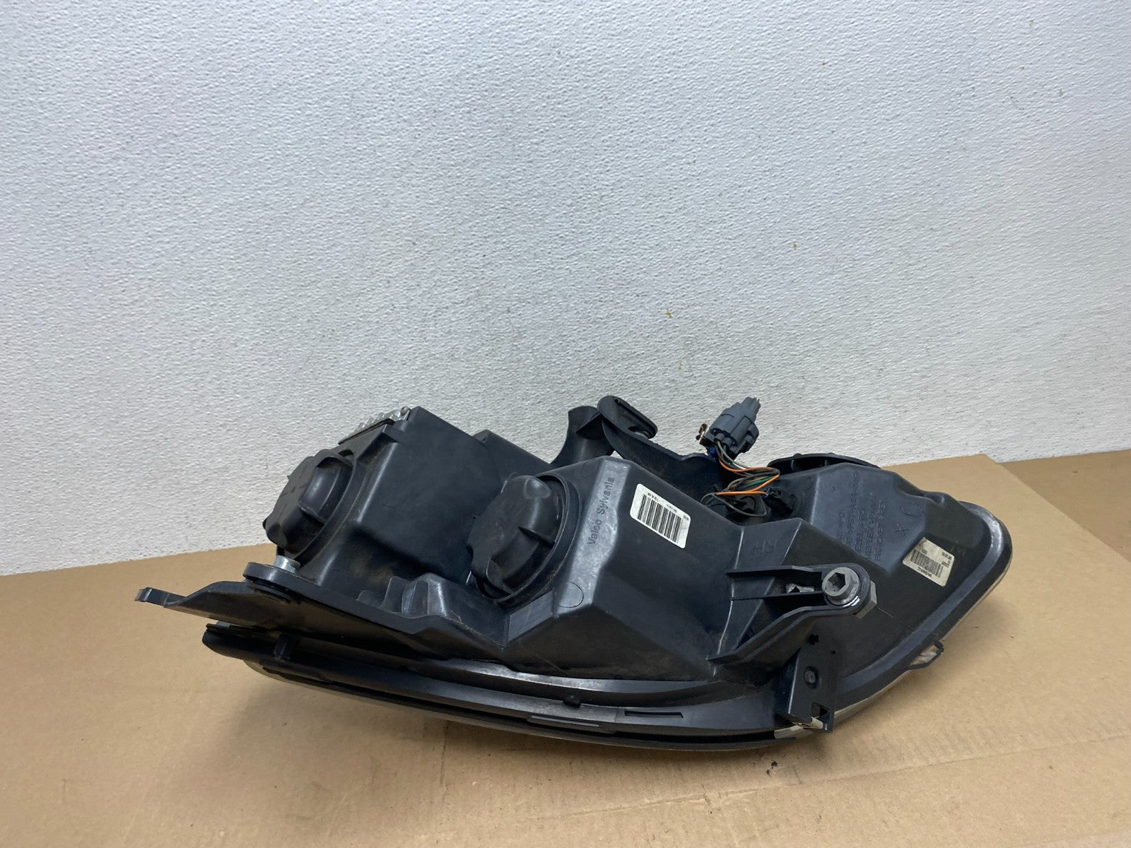 2007-2012 Gmc Acadia Xenon HID Headlight Right Passenger Side AE6661 DW5