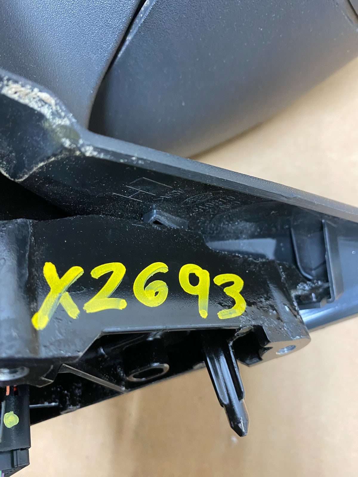 2020 to 2023 Ford Explorer Left Driver LH Side View Door Mirror OEM X2693 DW8