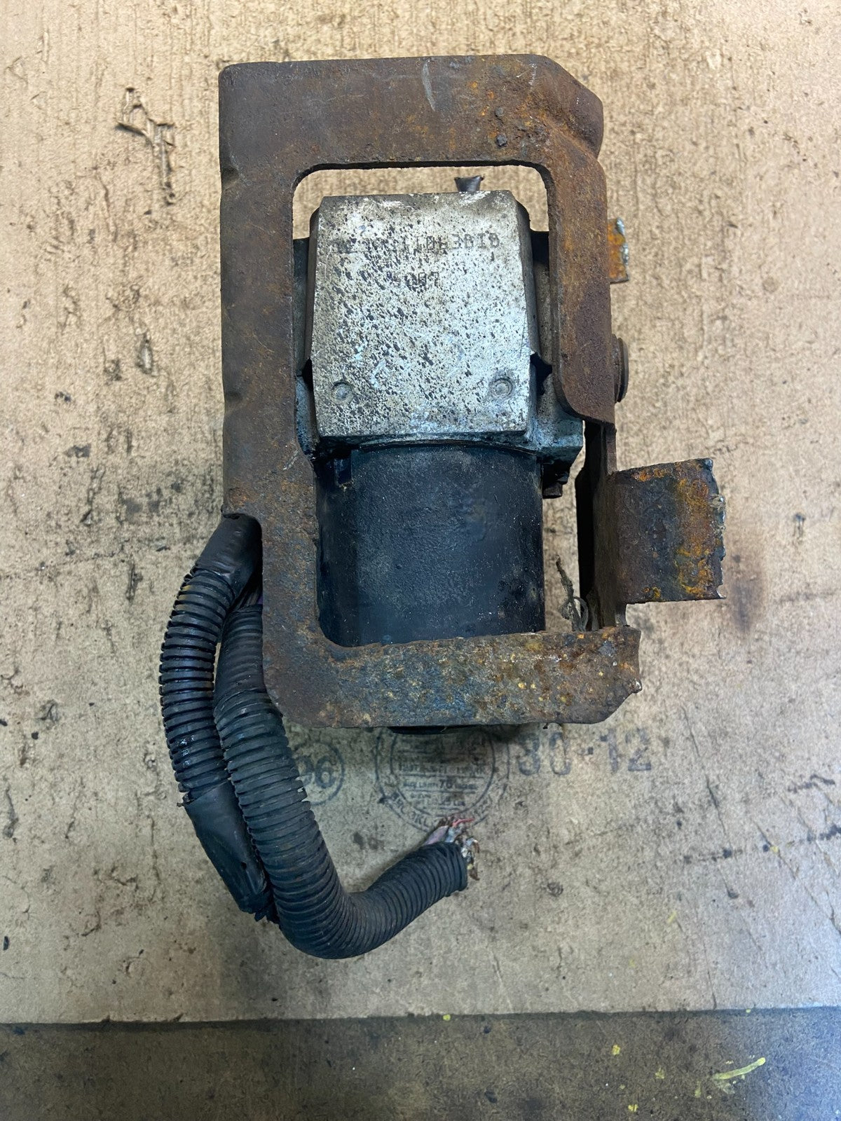 Chevrolet GM ABS Anti-Lock Brake Module 13567128 Z8924 DG5