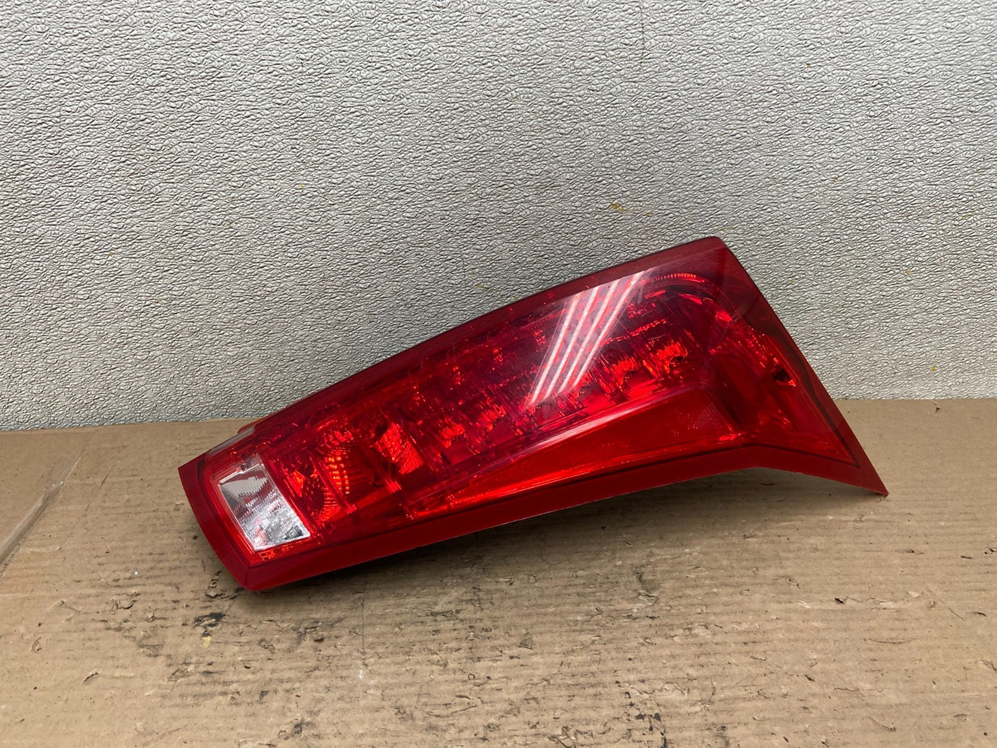 2010 to 2016 Cadillac Srx Right Passenger RH Side Tail Light AA9629 LK0