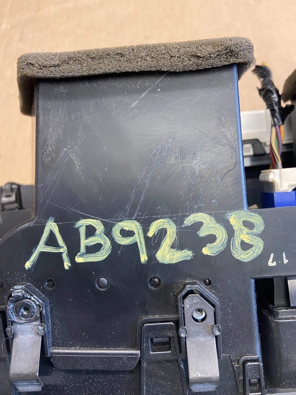 2004 to 2008 Acura TL Front Dash Dashboard AC Center Clock Air Vent ab9238 DG6