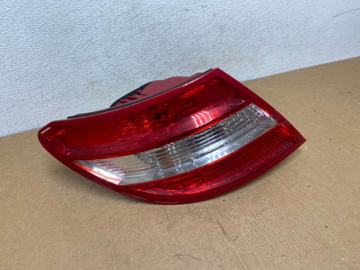2008 - 2011 Mercedes C-Class Left Driver LH LED Tail Light AD5483 LK2