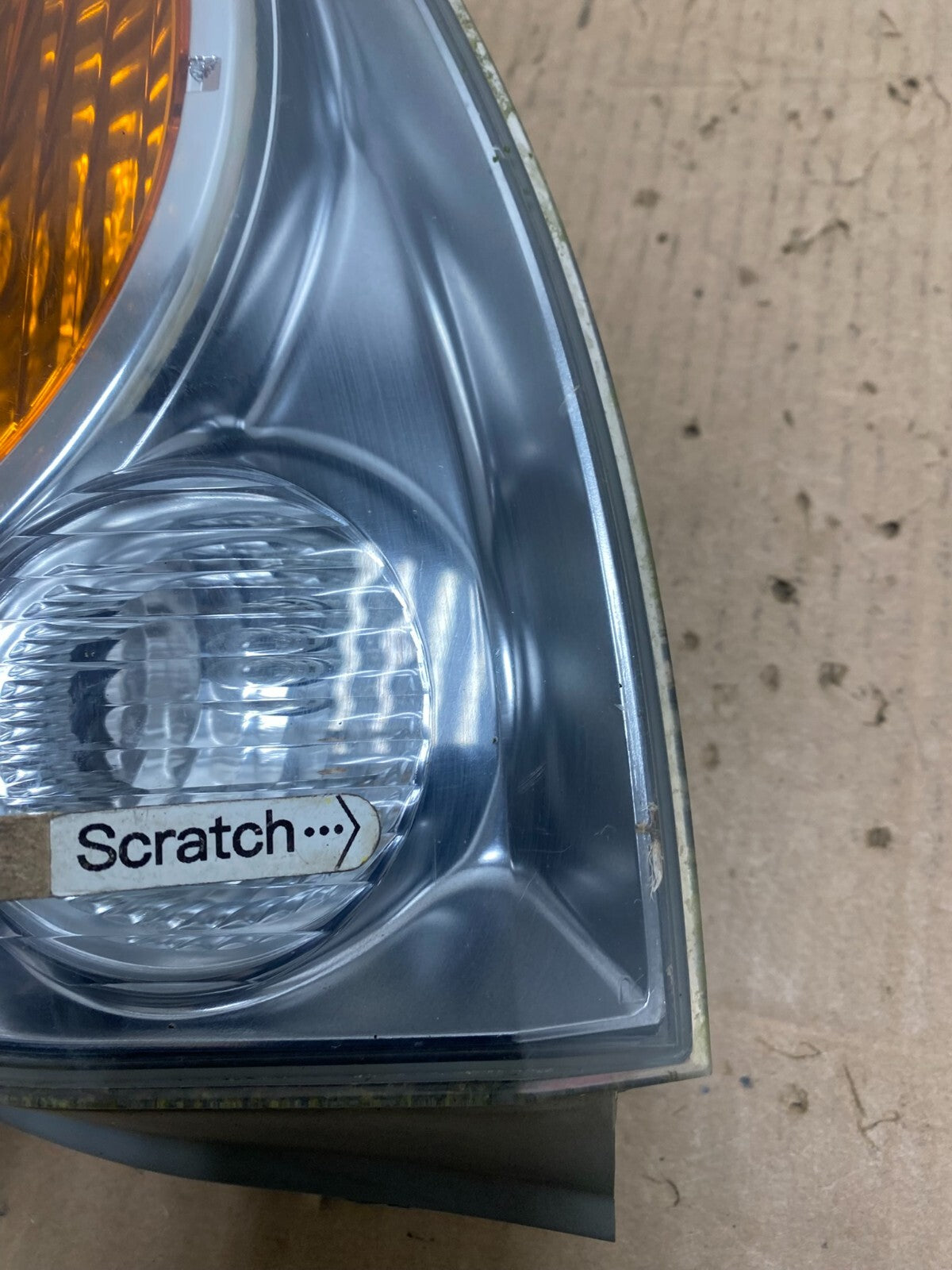 2002 2003 Nissan Maxima Right Passenger RH Side Tail Light L7258 DW4