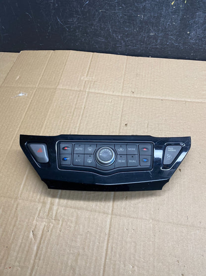 2013 to 2018 Nissan Pathfinder Radio Audio Climate Control AC9329 DG0