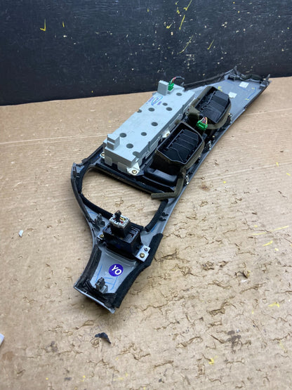 2005 to 2010 Honda Odyssey Radio Climate Control Dash Trim Bezel W3076 DG3