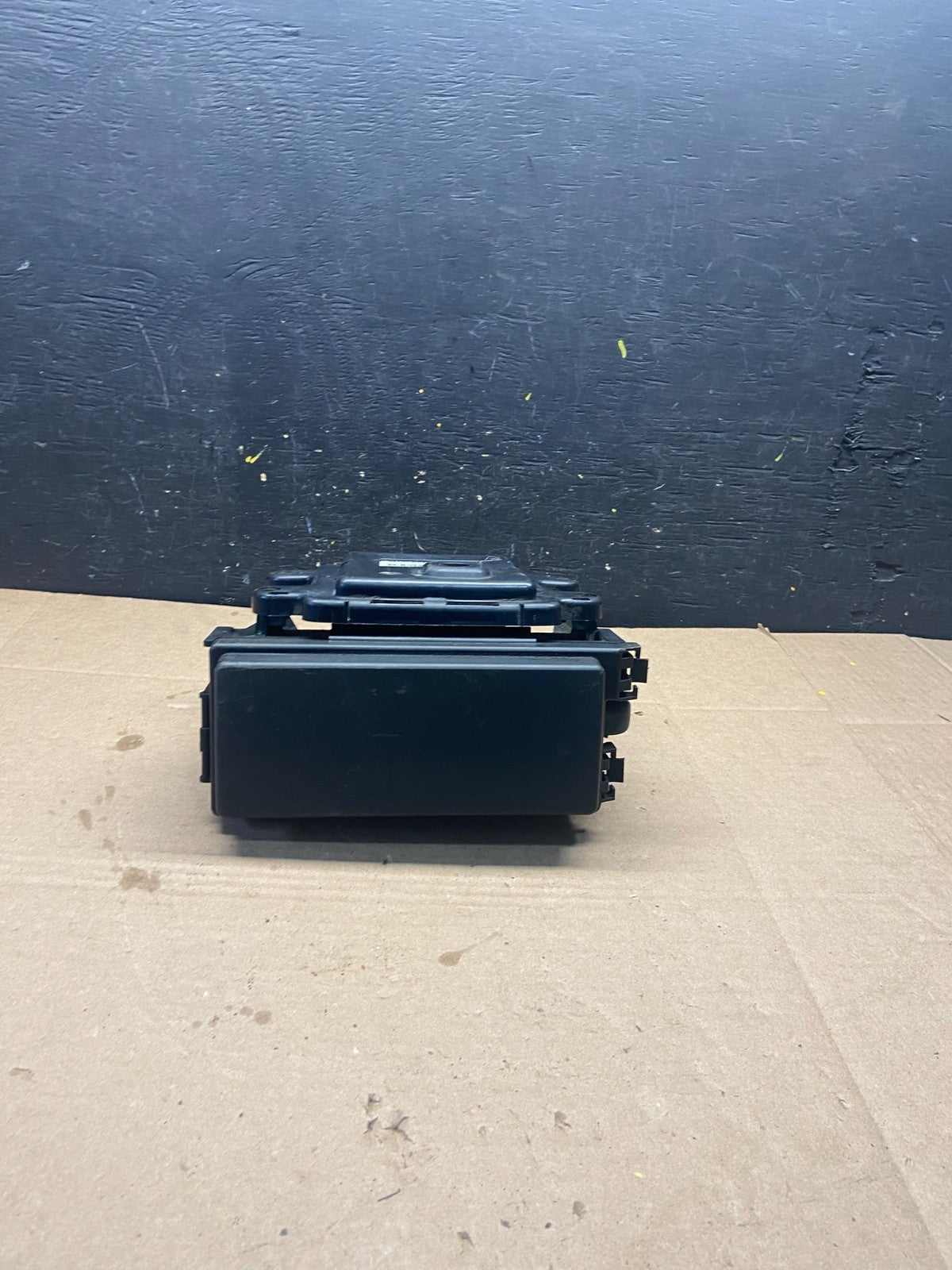 2005 2006 Jeep Grand Cherokee Fuse Box Multi-Function Relay Module Q2197 OE DG0