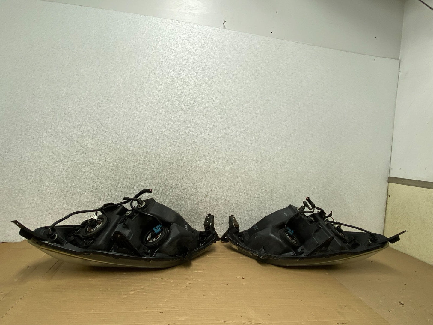 2005 2006 2007 Honda Odyssey Left+Right Set Halogen Headlights AG8122 DW5