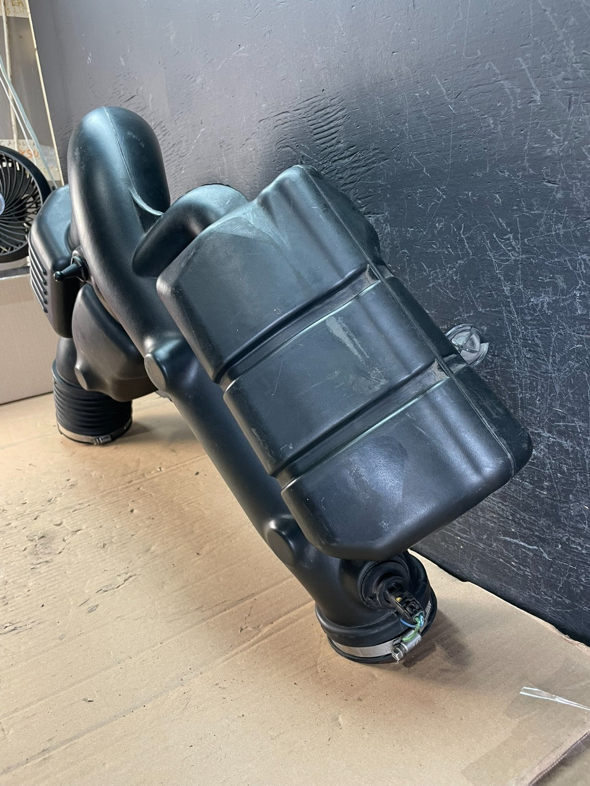 2011 - 2013 Dodge Durango 3.6L Resonator Air Intake Tube AD8280 DG1