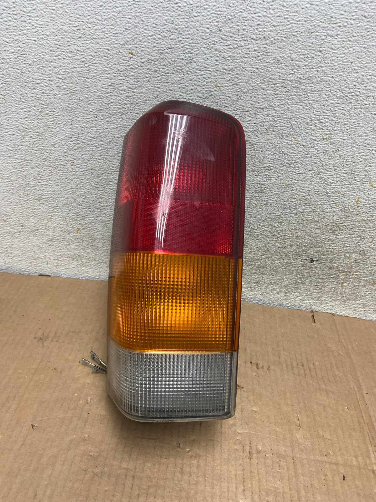 1997 to 2001 Jeep Cherokee Left Driver Side Tail Light AI6947 LK0
